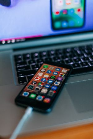 Ingin lebih banyak traffic situs? Tingkatkan kehadiran media sosial Anda untuk meningkatkan inbound links dan mendorong peringkat mesin pencari Anda.